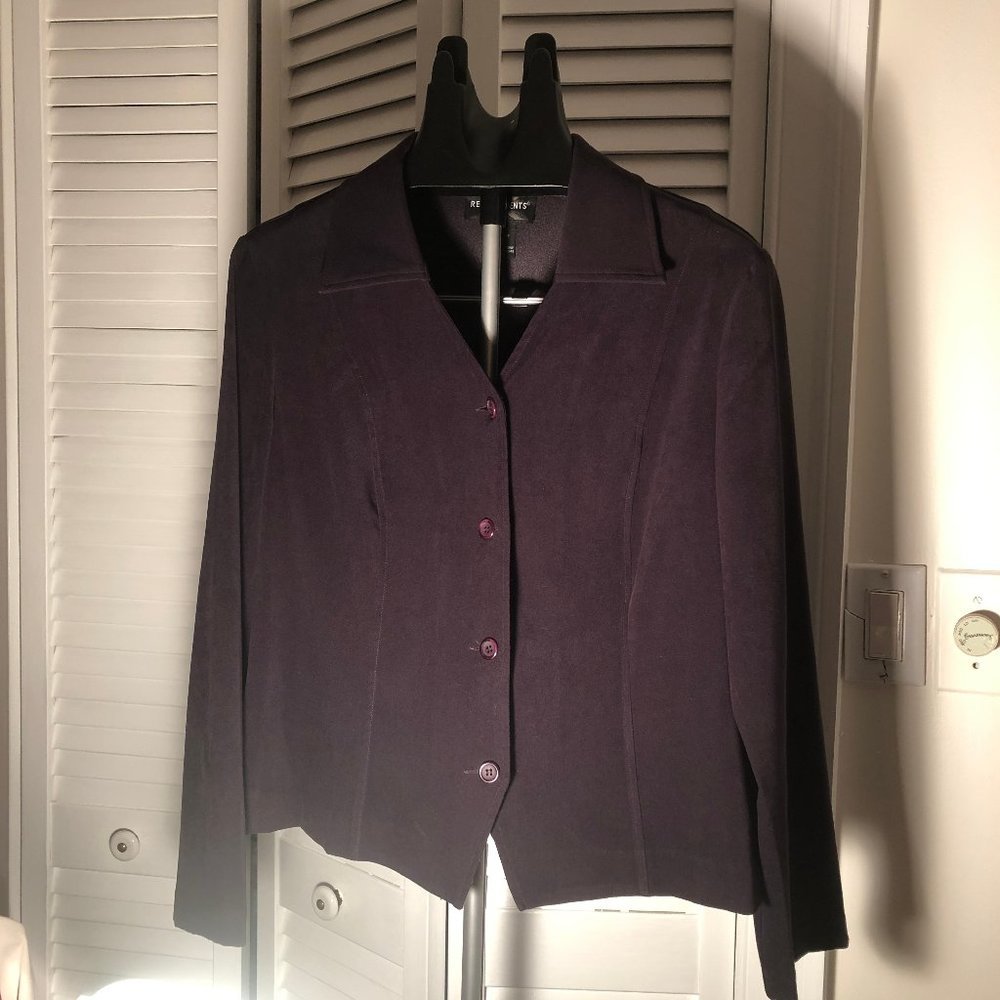🎁 Requirements purple jacket, 4 buttons, L
